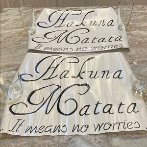 Hakuna Matata wall decal stencil